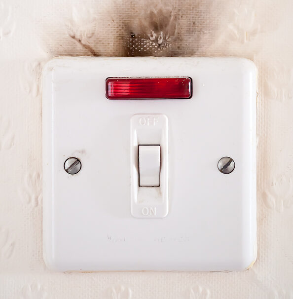 5 signs you need to call an electrician in Torquay